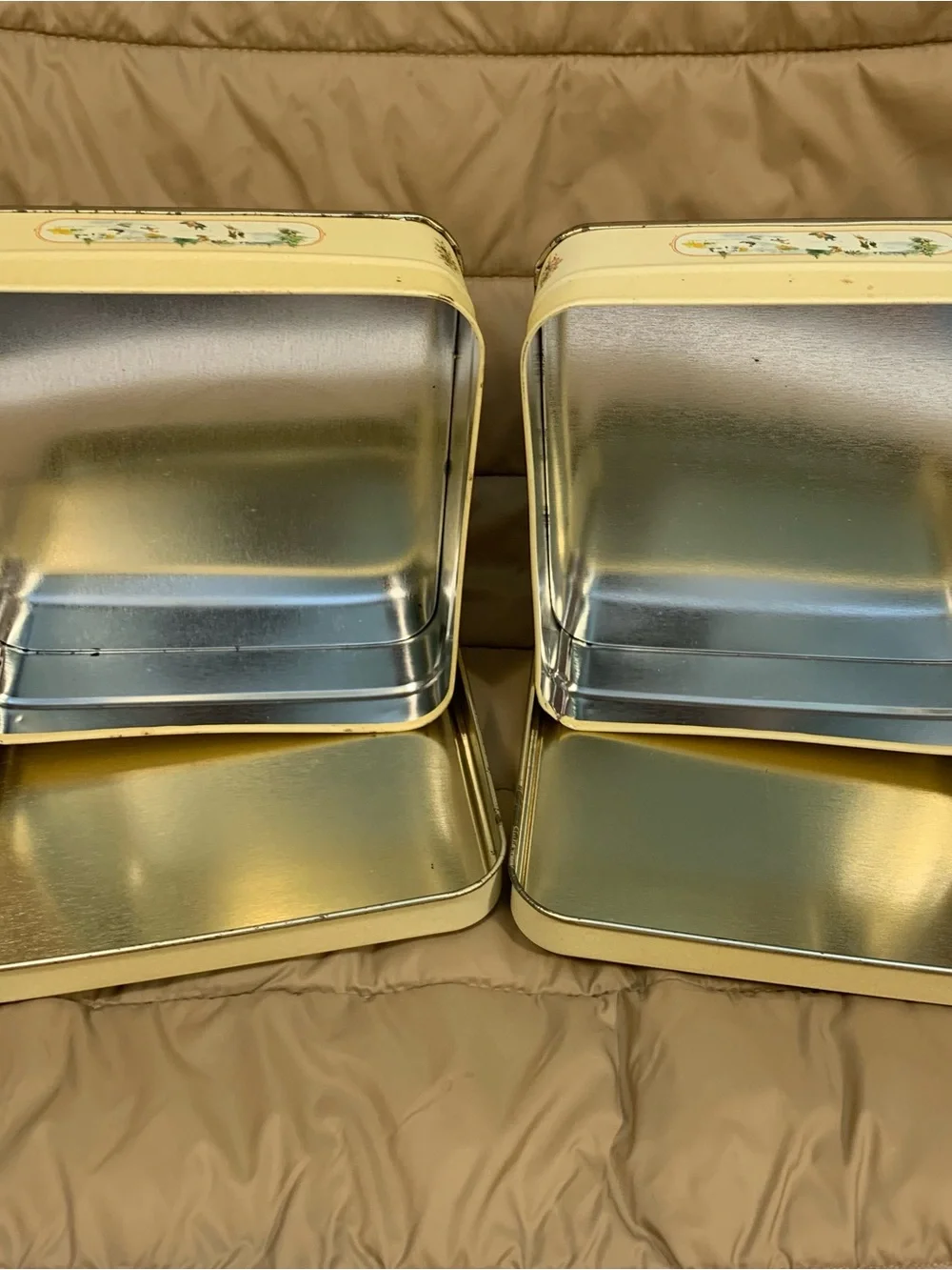Vintage Swiss Colony Christmas Tin Set - Cream with Festive Winter Sleigh Scene